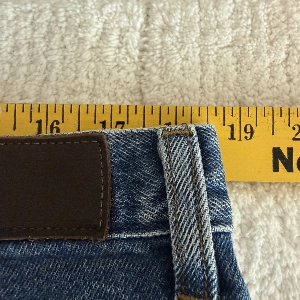 LL Bean Mens Classic Fit Blue Jeans 38x29 Americana Heritage Everyday Timeless